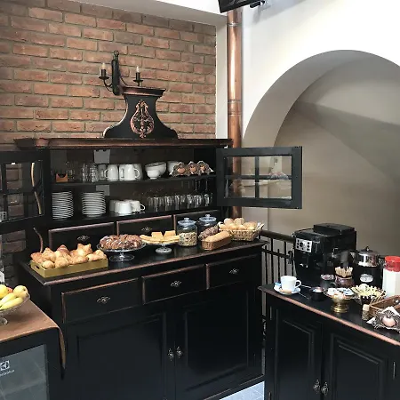 Artisans Boutique 5*
